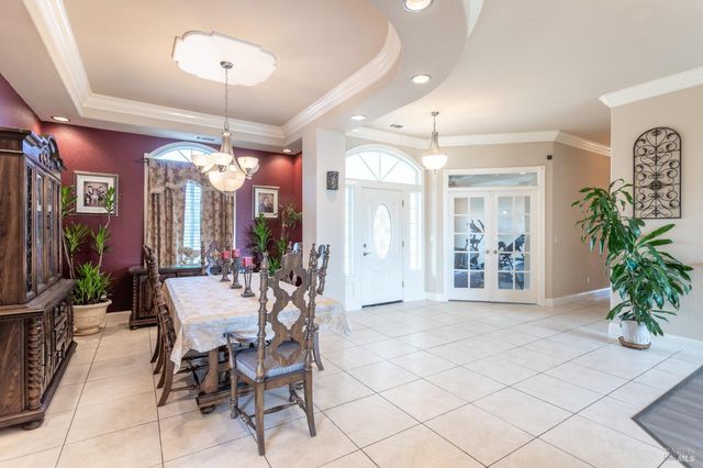 7605 Churn Creek Rd, Redding, CA 96002