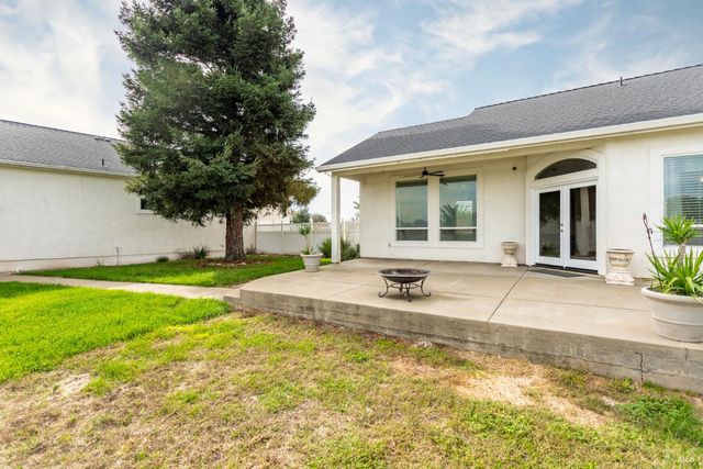 7605 Churn Creek Rd, Redding, CA 96002