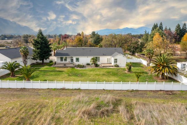 7605 Churn Creek Rd, Redding, CA 96002