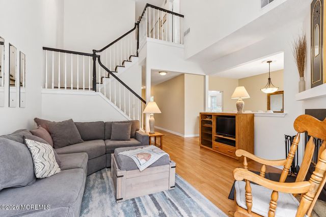 25 Longbrook Lane, Freehold, NJ 07728