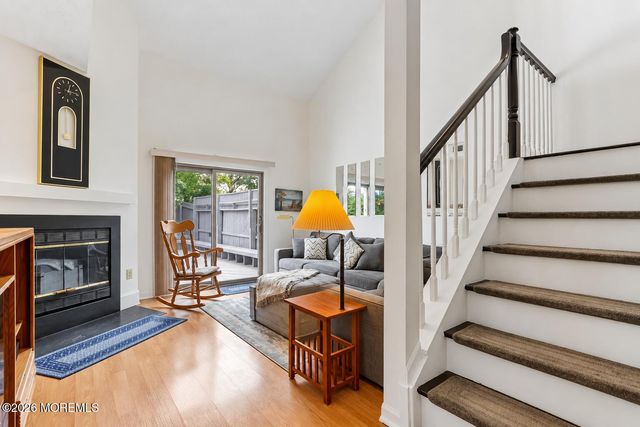 25 Longbrook Lane, Freehold, NJ 07728