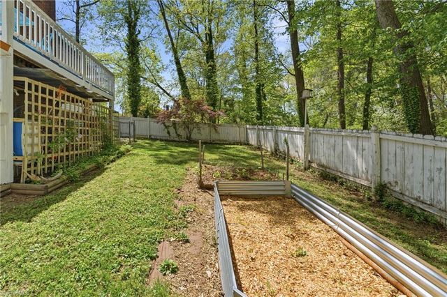 126 Iroquois Trail, Lexington, NC 27295