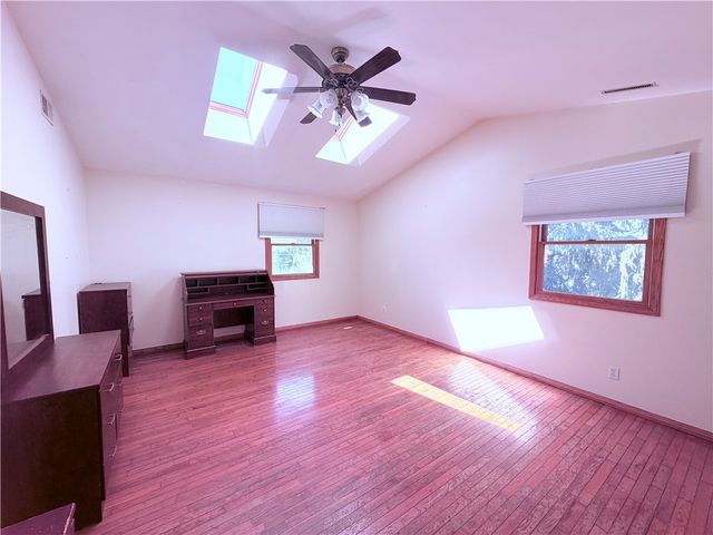 5945 Ward Road, Lewiston, NY 14132