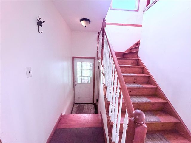 5945 Ward Road, Lewiston, NY 14132