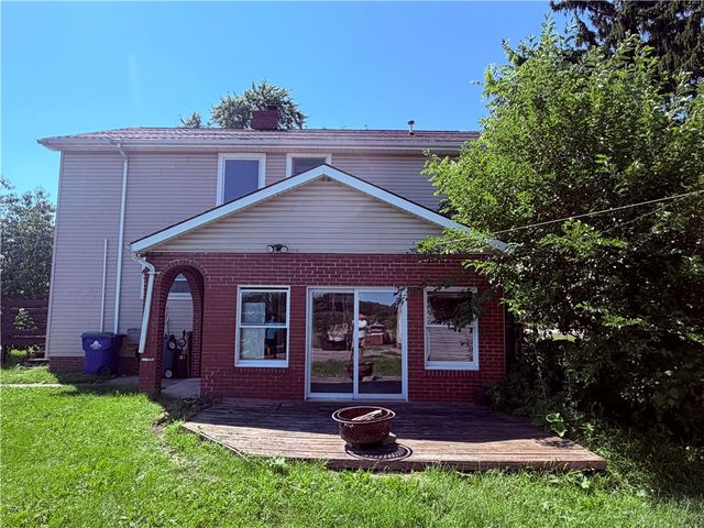 5945 Ward Road, Lewiston, NY 14132