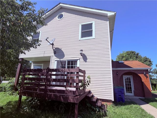 5945 Ward Road, Lewiston, NY 14132