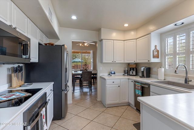 5555 N Crescent Ridge Drive, Tucson, AZ 85718
