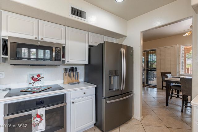 5555 N Crescent Ridge Drive, Tucson, AZ 85718