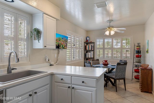 5555 N Crescent Ridge Drive, Tucson, AZ 85718