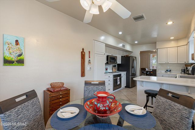 5555 N Crescent Ridge Drive, Tucson, AZ 85718