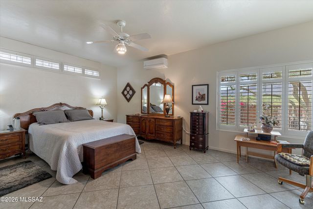 5555 N Crescent Ridge Drive, Tucson, AZ 85718