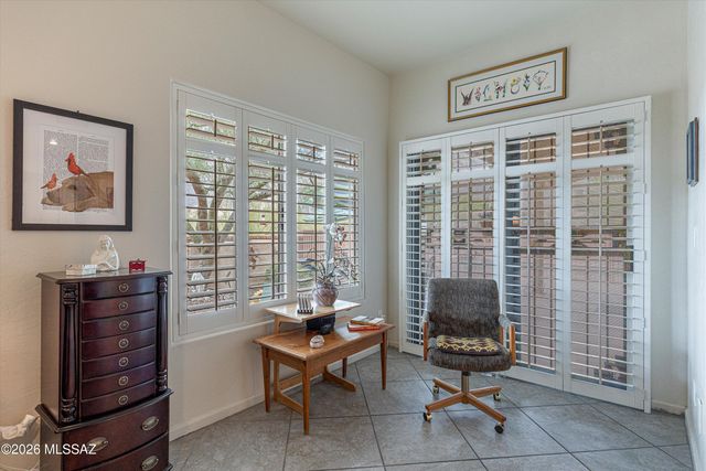 5555 N Crescent Ridge Drive, Tucson, AZ 85718