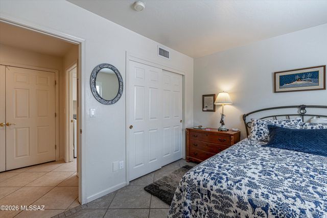 5555 N Crescent Ridge Drive, Tucson, AZ 85718