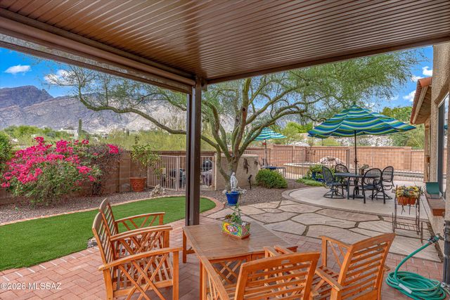 5555 N Crescent Ridge Drive, Tucson, AZ 85718