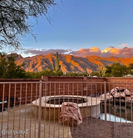 5555 N Crescent Ridge Drive, Tucson, AZ 85718