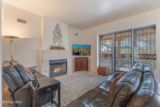 5555 N Crescent Ridge Drive, Tucson, AZ 85718