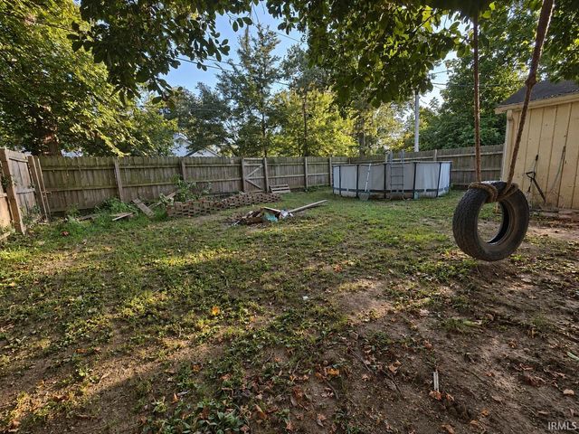 1507 Jackson Avenue, Evansville, IN 47714