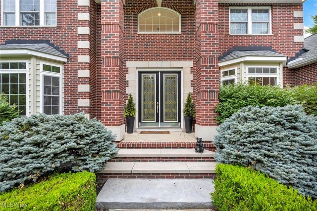 12105 Girdled Road, Concord, OH 44077