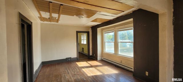 526 S 19TH Street, Mt Vernon, IL 62864