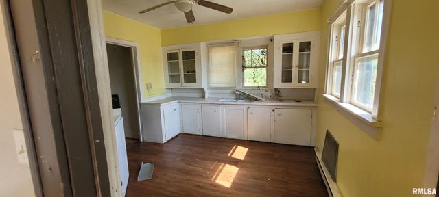 526 S 19TH Street, Mt Vernon, IL 62864