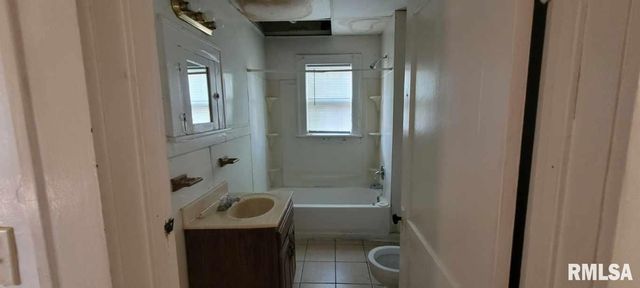 526 S 19TH Street, Mt Vernon, IL 62864