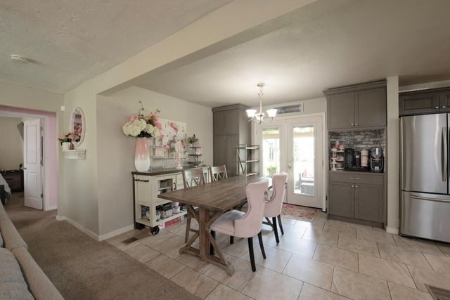 814 W Vassar Avenue, Fresno, CA 93705