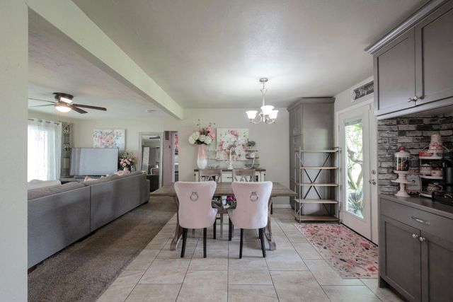 814 W Vassar Avenue, Fresno, CA 93705