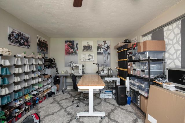 814 W Vassar Avenue, Fresno, CA 93705