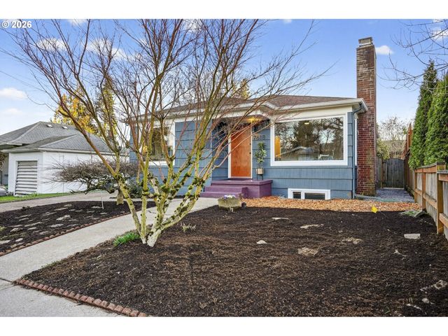 7618 Se CLAY St, Portland, OR 97215