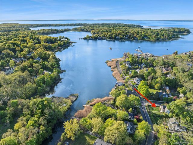 45 Shore Road, Setauket, NY 11733