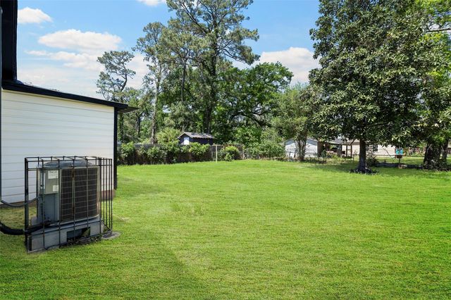 7817 Woodlyn Road, Houston, TX 77028