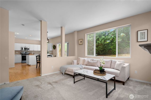 27345 245th Avenue SE, Maple Valley, WA 98038