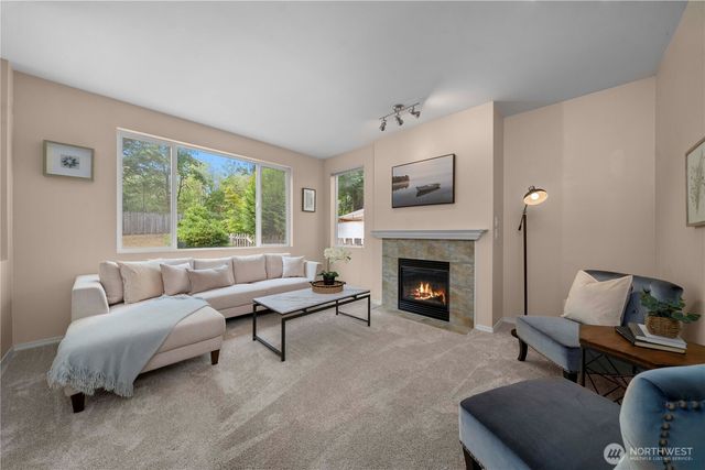 27345 245th Avenue SE, Maple Valley, WA 98038