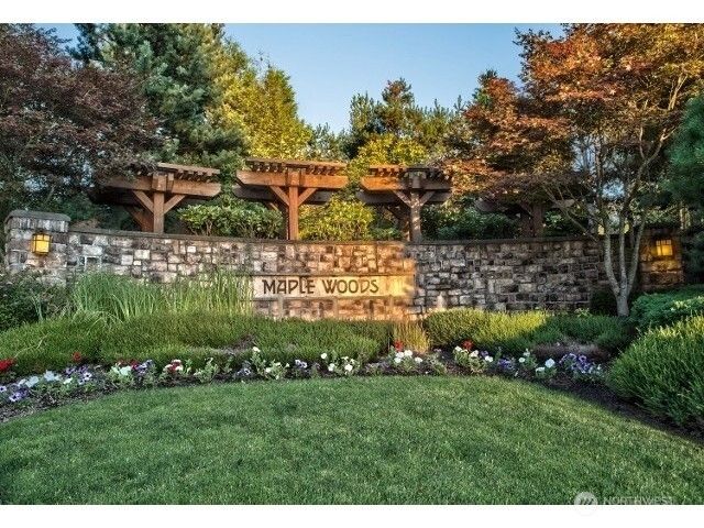 27345 245th Avenue SE, Maple Valley, WA 98038
