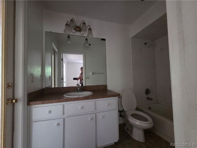 1471 E St James Loop, Inverness, FL 34453