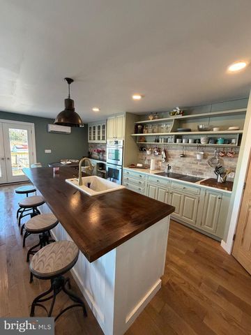 101 BEACHSIDE DR, Stevensville, MD 21666