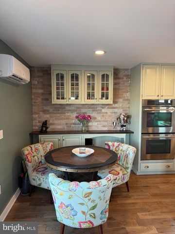 101 BEACHSIDE DR, Stevensville, MD 21666