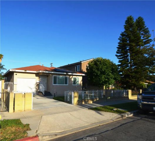 18328 Devlin Avenue, Artesia, CA 90701