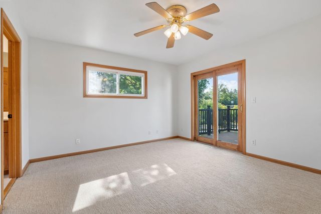 14858 Oakland Beach Avenue SE, Prior Lake, MN 55372