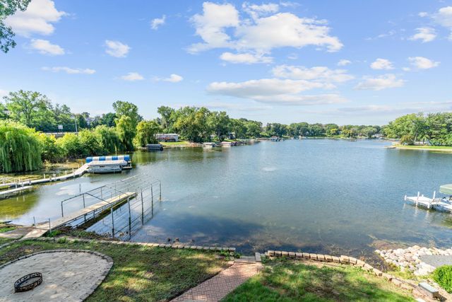 14858 Oakland Beach Avenue SE, Prior Lake, MN 55372