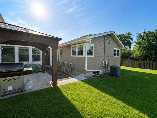 629 S Edson Avenue, Lombard, IL 60148