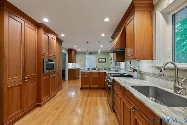 3 Raven Rock Ct, Henrico, VA 23229