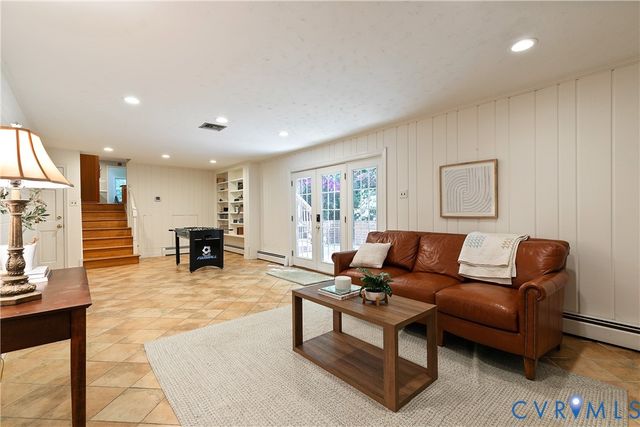3 Raven Rock Ct, Henrico, VA 23229