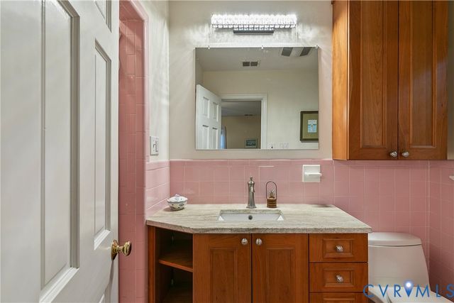 3 Raven Rock Ct, Henrico, VA 23229