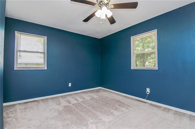 5411 E 100th Street, Kansas City, MO 64137