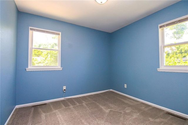 5411 E 100th Street, Kansas City, MO 64137