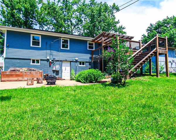 5411 E 100th Street, Kansas City, MO 64137