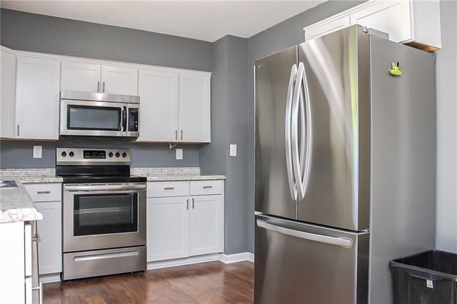 5411 E 100th Street, Kansas City, MO 64137
