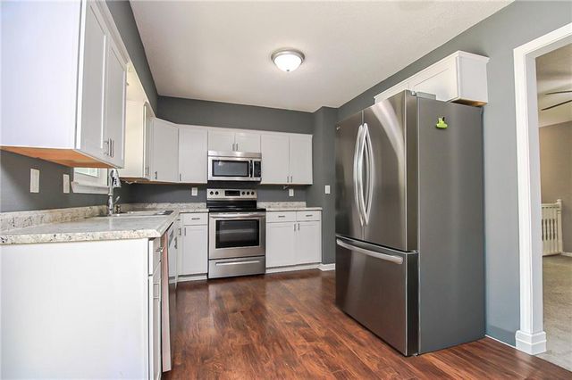 5411 E 100th Street, Kansas City, MO 64137