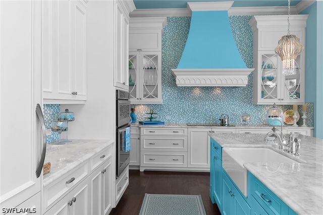 591 Goldcoast CT, Marco Island, FL 34145